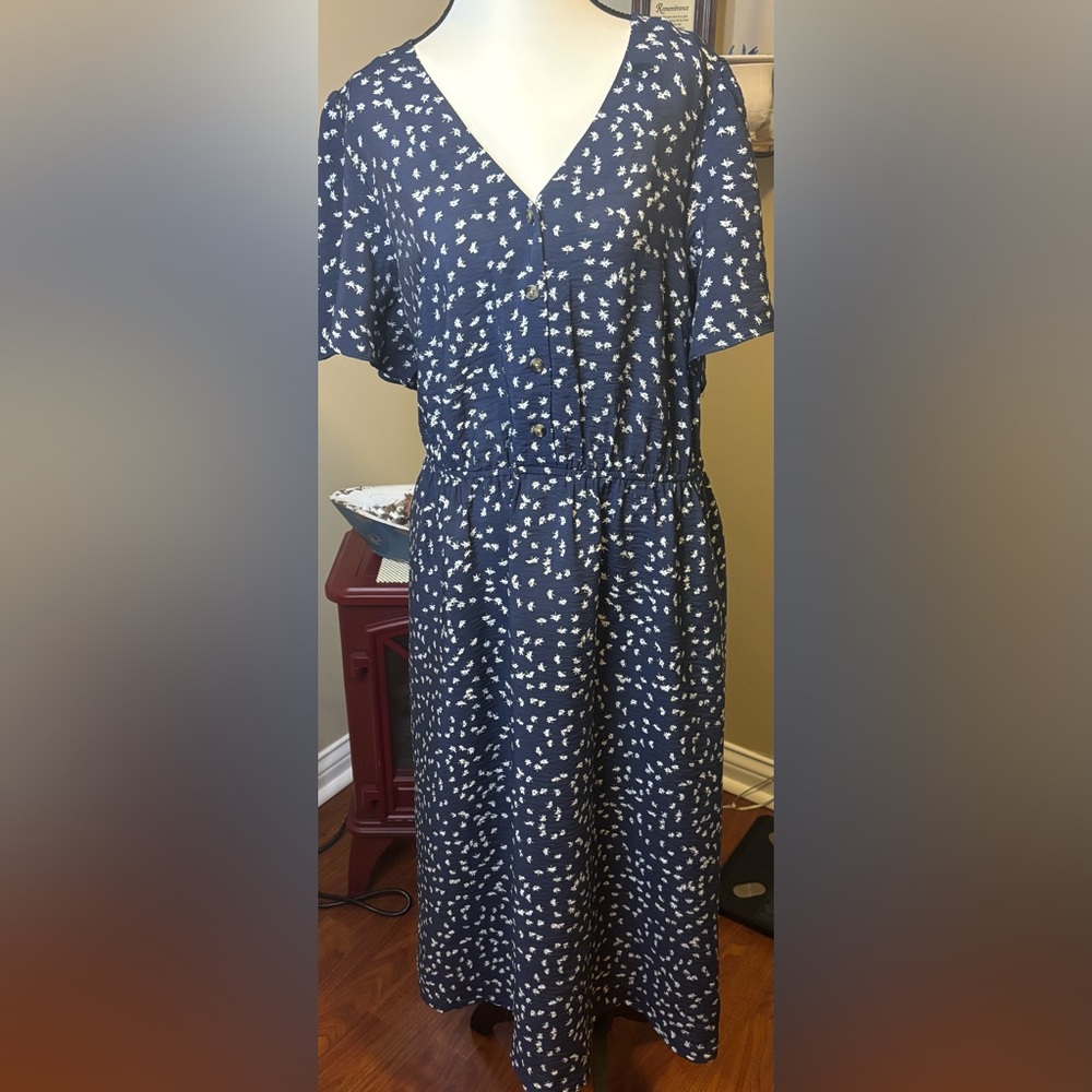 Navy Blue Floral Maxi Dress - Picture 2 of 7